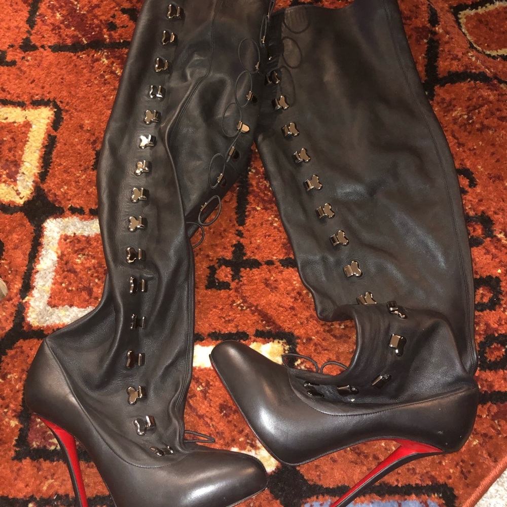Authentic red bottoms - Picture 8 of 10